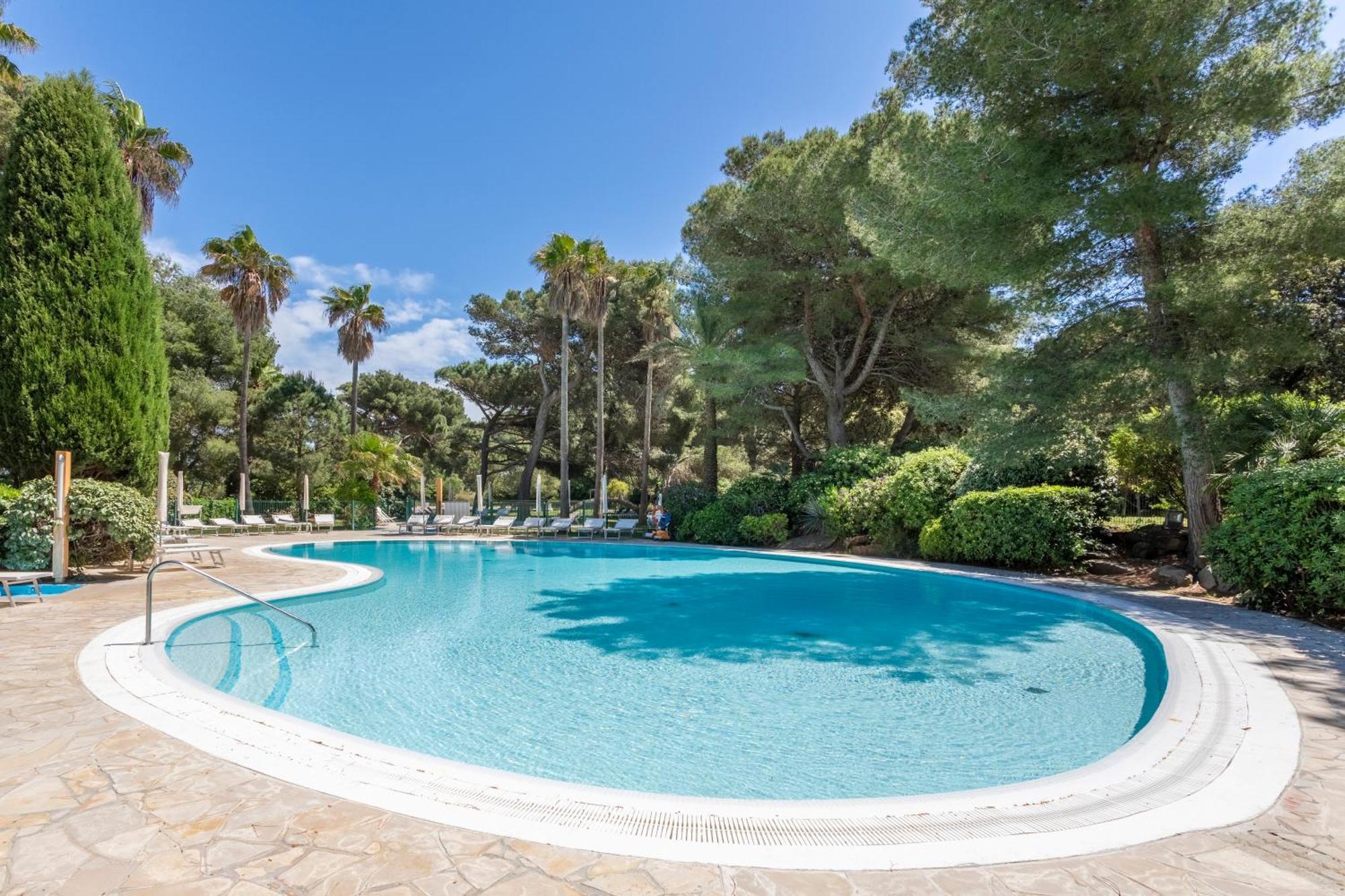 Residence Pierre & Vacances La Pinede Hyeres Ngoại thất bức ảnh